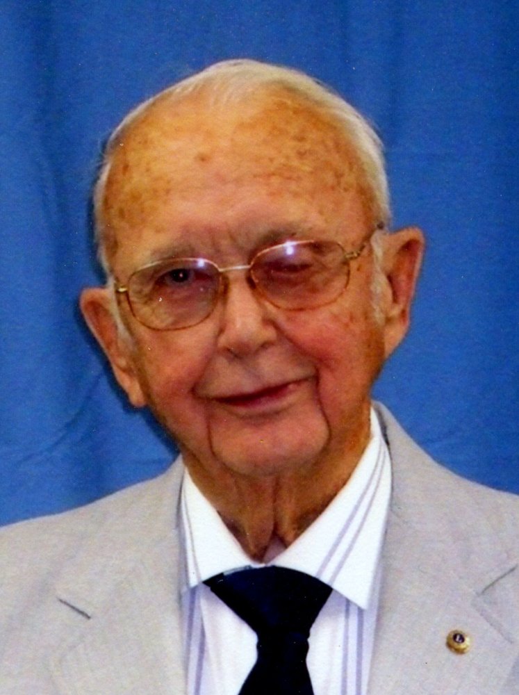 Dr. Ralph Palmer, DVM